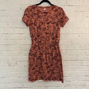 EUC Old Navy desert print t-shirt dress, color: coral pink, size medium